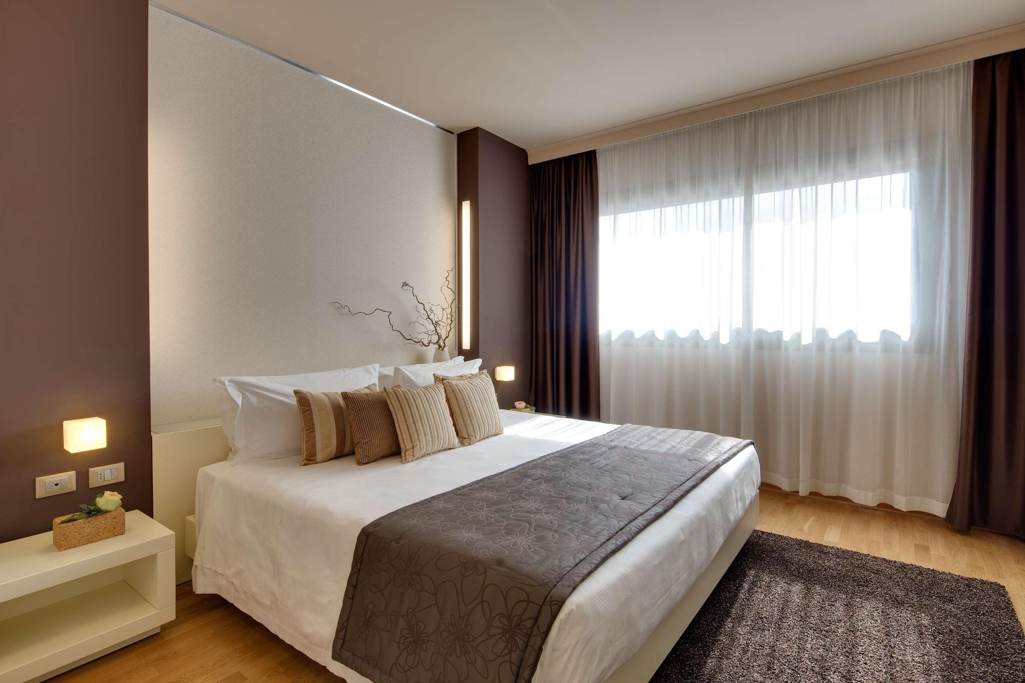 Hotel Western Leone Di Messapia Hotel&conference 4*